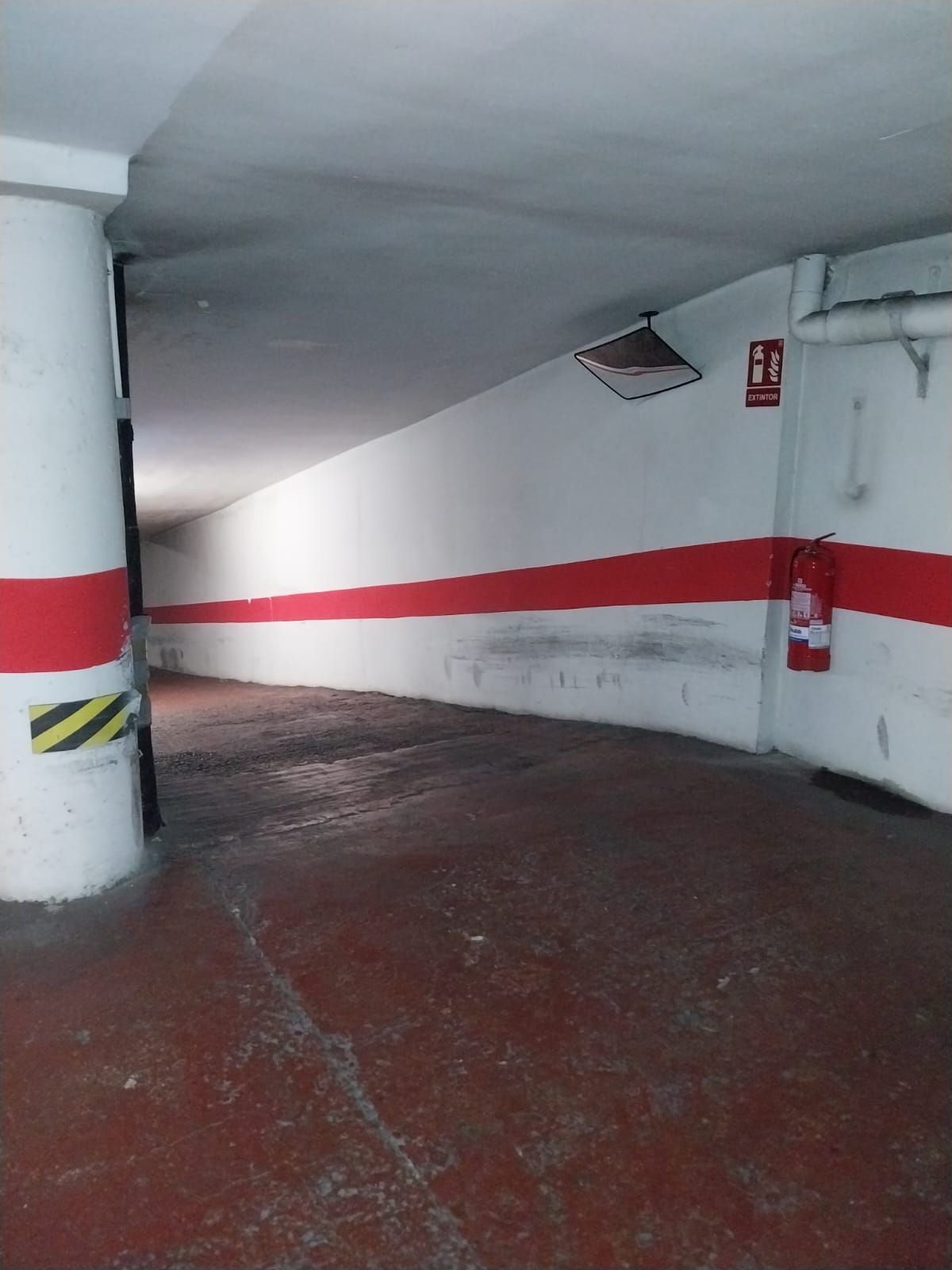 Garatge de lloguer a Calle de Antonio Cánovas, Doctor Cerrada
