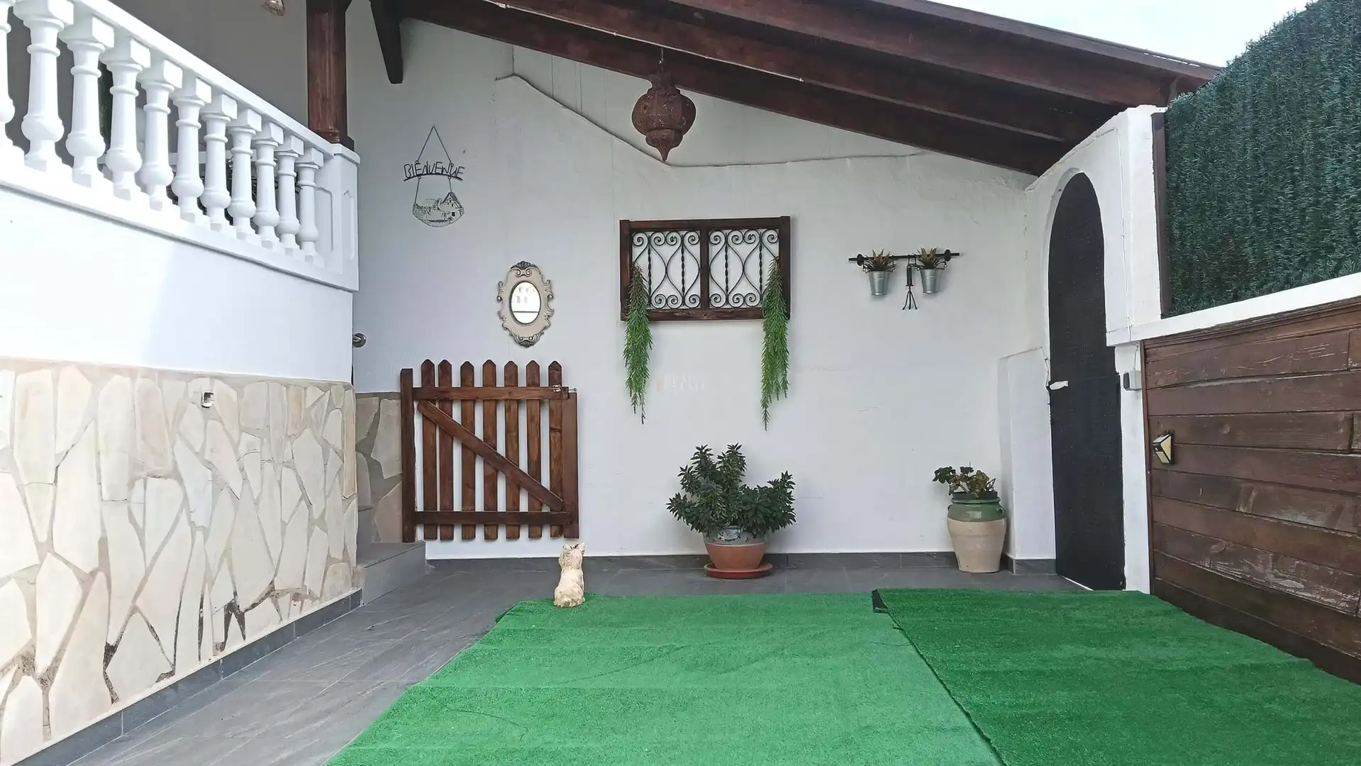 Jardí de Casa o xalet en venda en Elche / Elx amb Aire condicionat, Terrassa i Traster