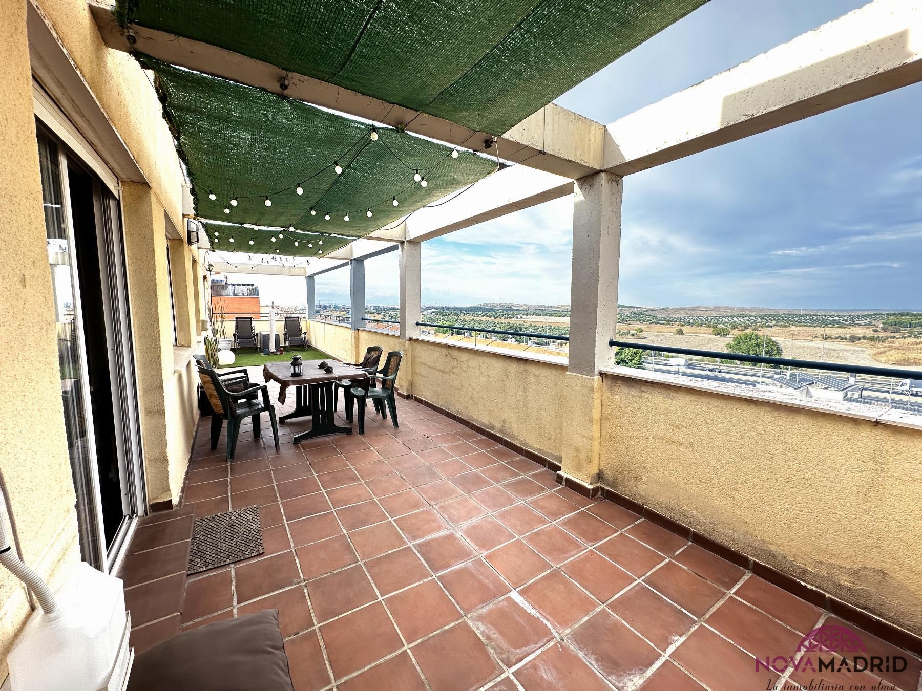 Terrace of Attic for sale in Valdemoro  with Air Conditioner, Heating and Parquet flooring