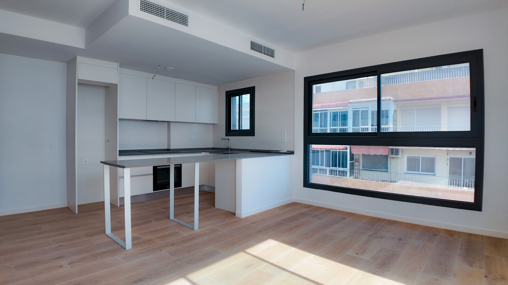 Cuina de Àtic en venda en Alicante / Alacant amb Aire condicionat, Calefacció i Terrassa