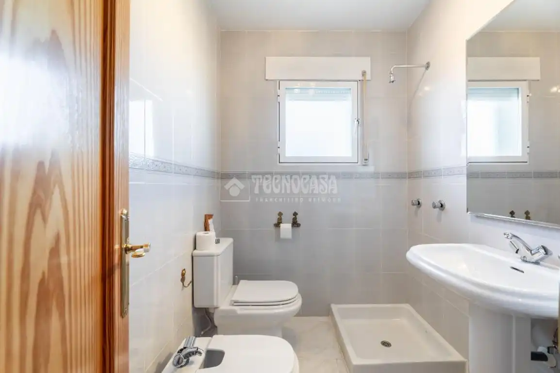 Baño de Casa o chalet en venta en Torrelodones con Calefacción, Jardín privado y Piscina