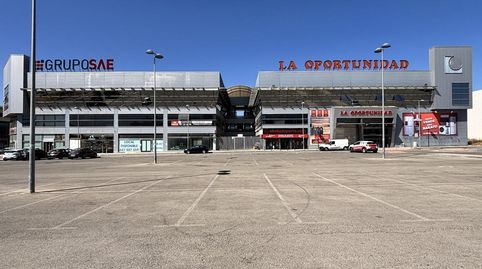 Foto 3 de Oficina en venta en Luisa Lopez Fijo, 1, Navas del Sepillar, Lucena