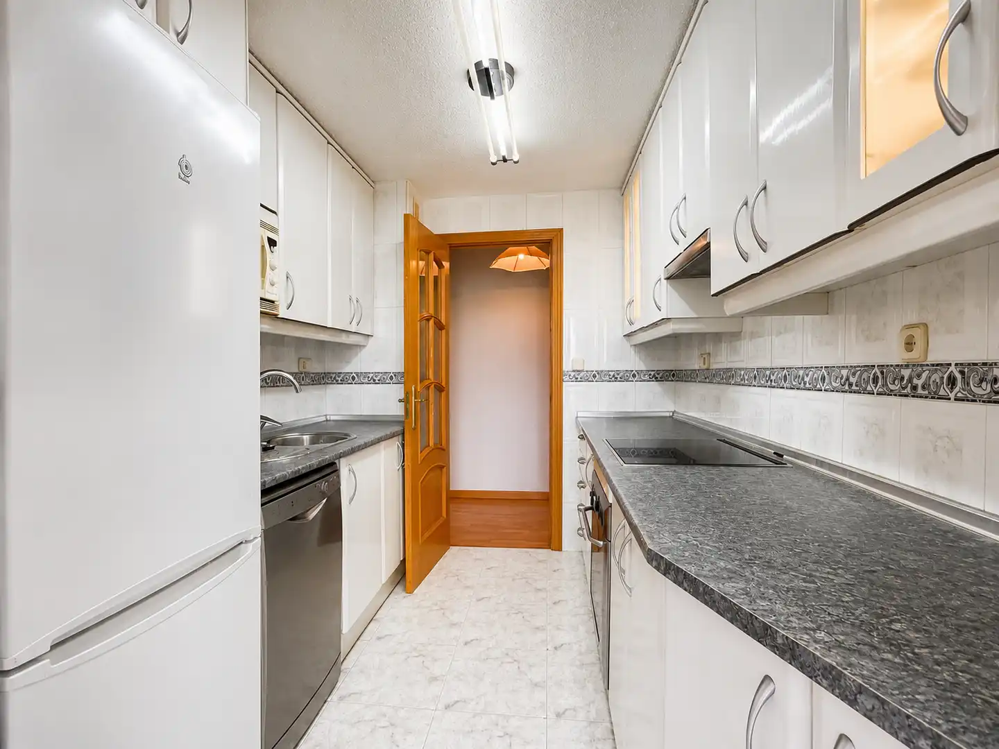 Kitchen of Flat for sale in Coslada  with Air Conditioner and Heating