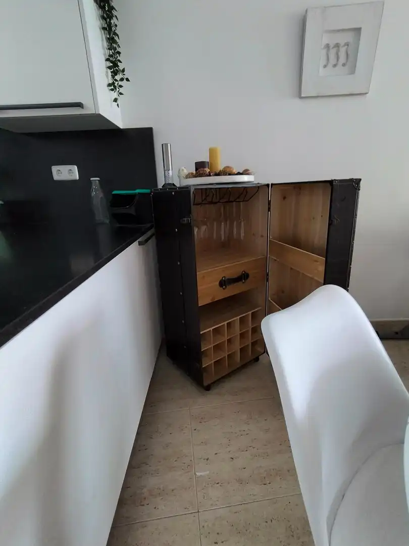 Cuina de Pis de lloguer en Palamós amb Aire condicionat, Terrassa i Moblat