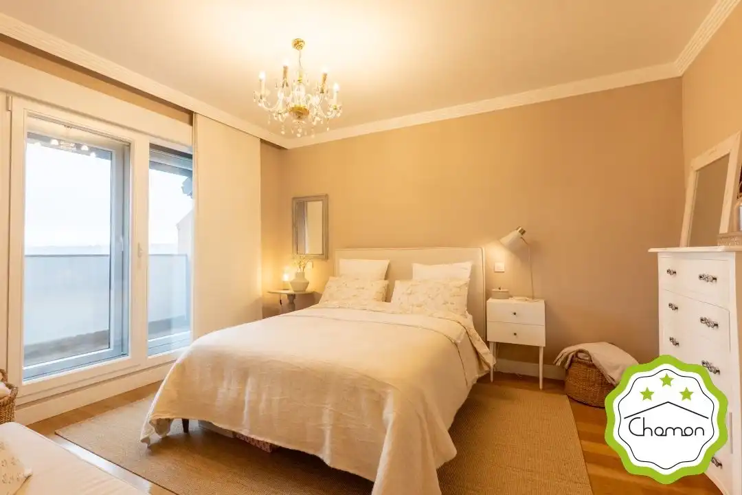 Habitación de Casa adosada en venta en Bilbao  con Calefacción, Jardín privado y Terraza