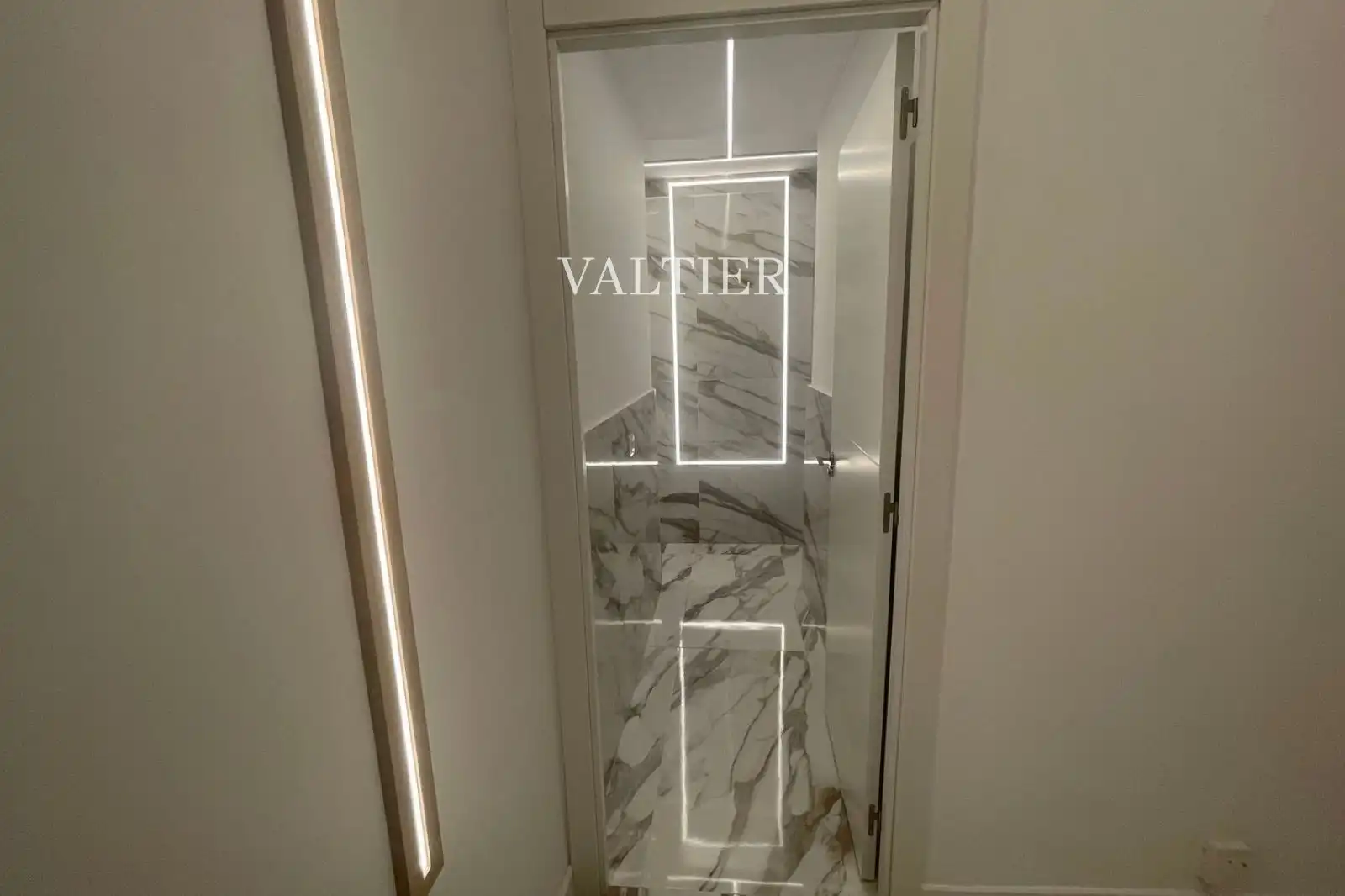 Baño de Piso en venta en Madrid con Aire acondicionado, Calefacción y Amueblado