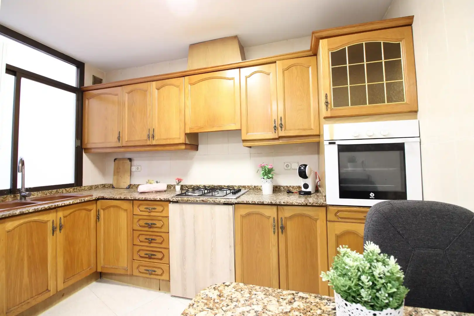 Piso con ascensor en venta en Calle JACINTO BENAVENTE, imagen 48