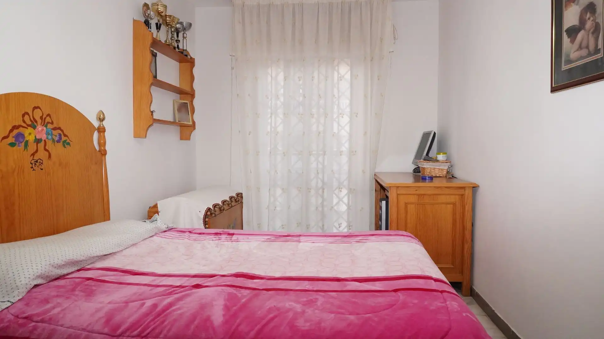 Dormitori de Casa adosada en venda en Motril amb Aire condicionat i Terrassa