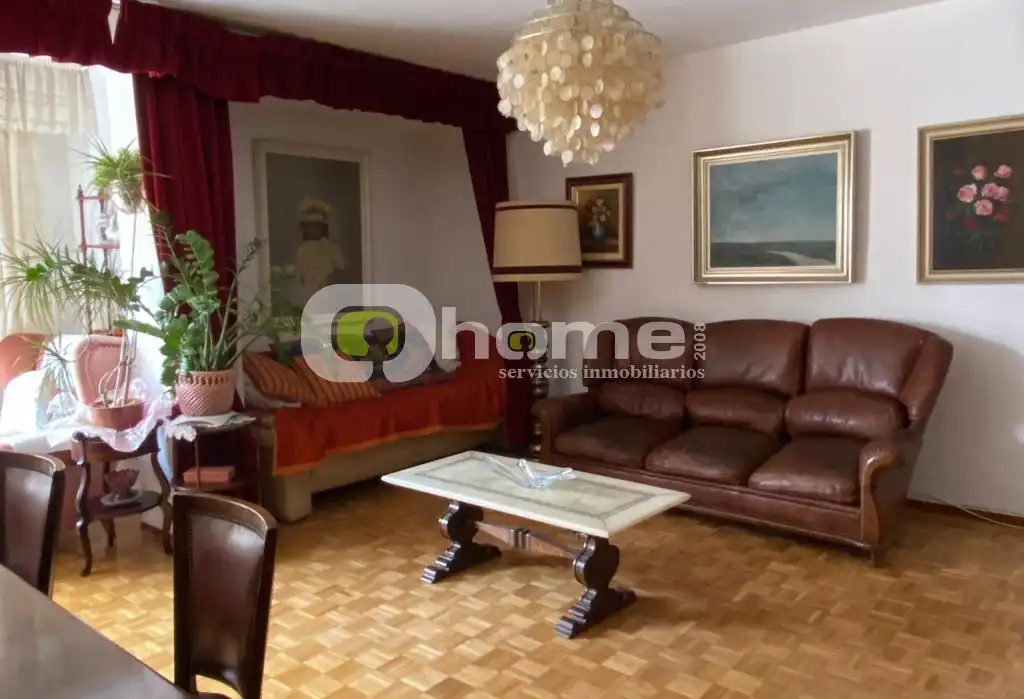 Sala d'estar de Pis en venda en Zamora Capital  amb Calefacció