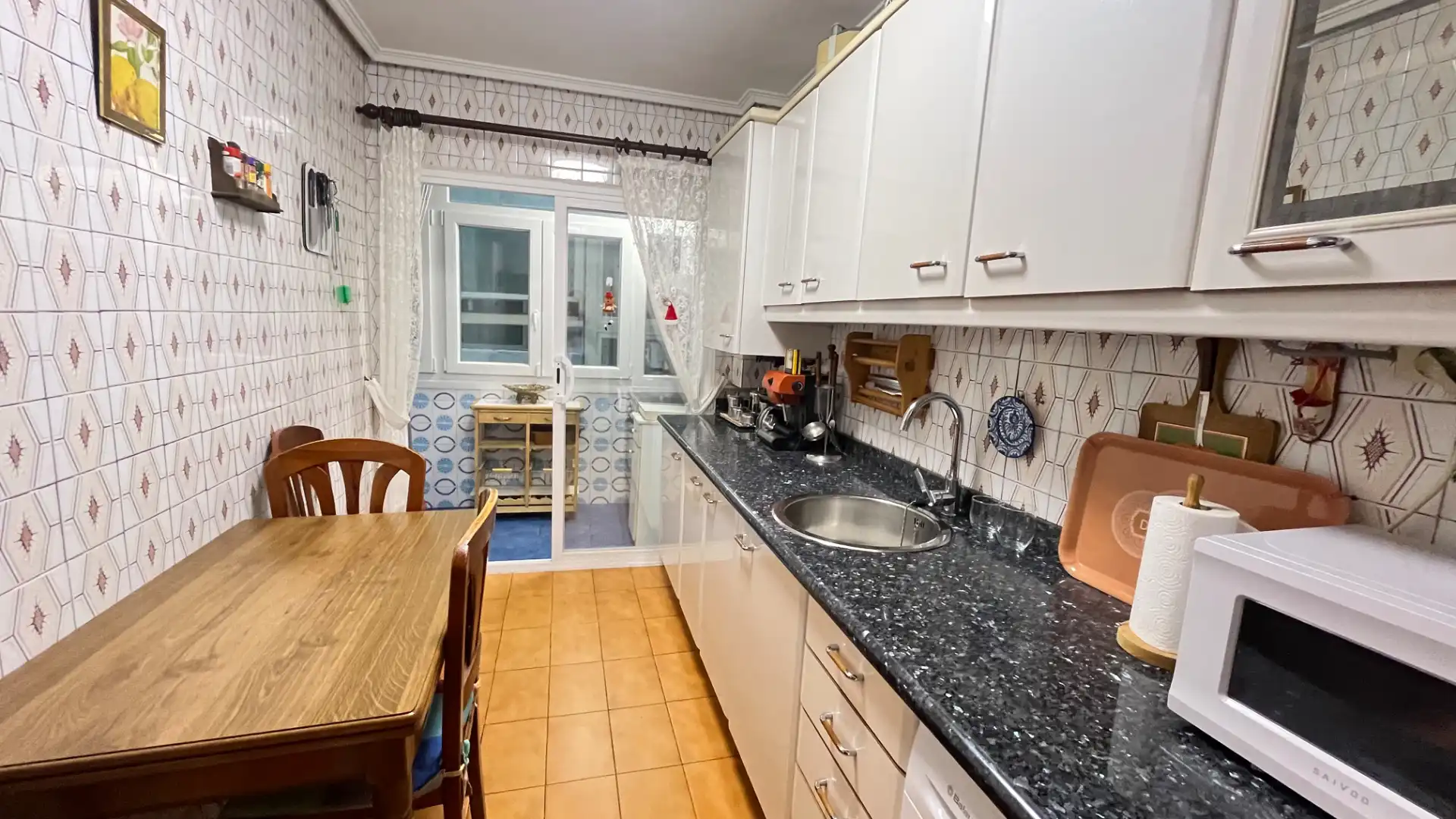 Cocina de Piso en venta en Valladolid con Calefacción, Parquet y Amueblado