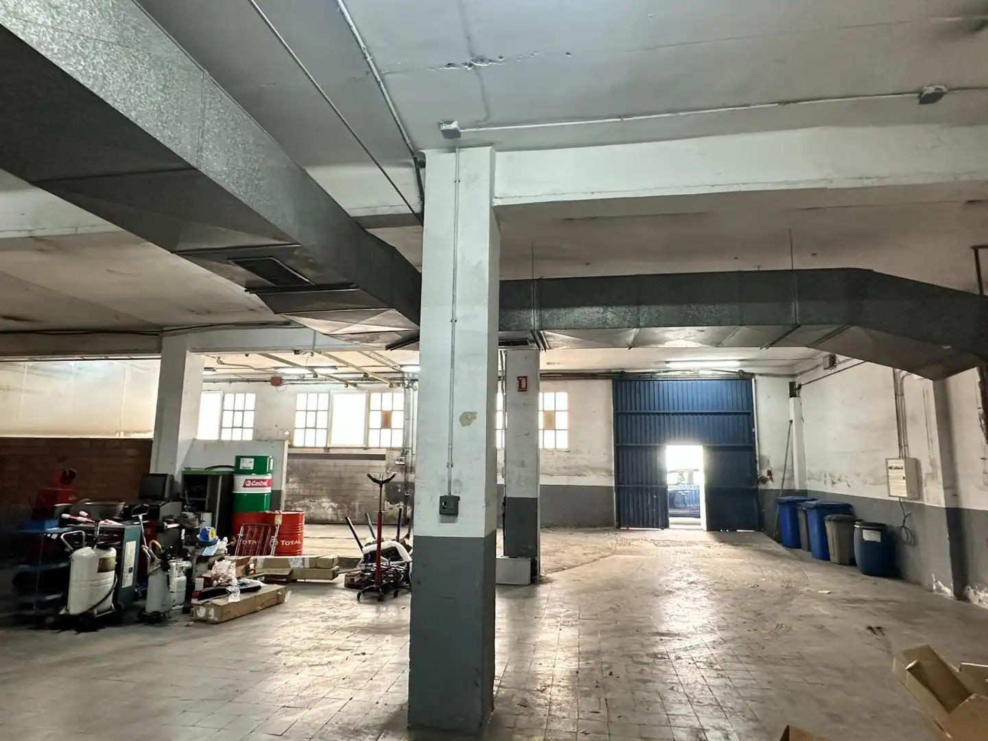 Nave industrial en venta en CERDANYOLA, El Coll