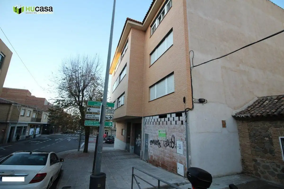 Außenansicht von Geschaftsraum zur Miete in Toledo