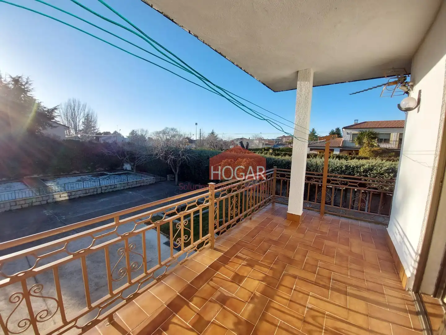 Terrassa de Casa o xalet en venda en Ávila amb Calefacció, Jardí privat i Traster