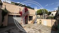Vista exterior de Casa o xalet en venda en La Roca del Vallès amb Aire condicionat, Calefacció i Jardí privat