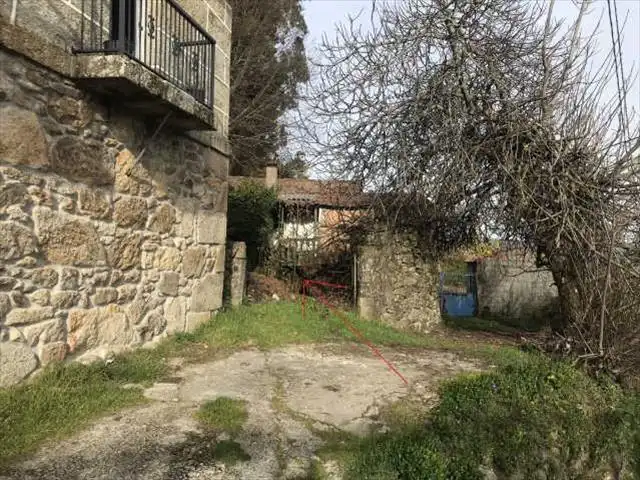Casa adosada en venda a Lobios