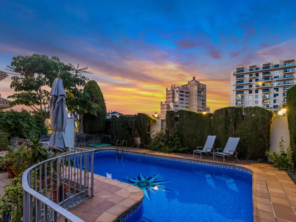 Maison avec piscine à vendre à Calle Mar Negro, imagen 2