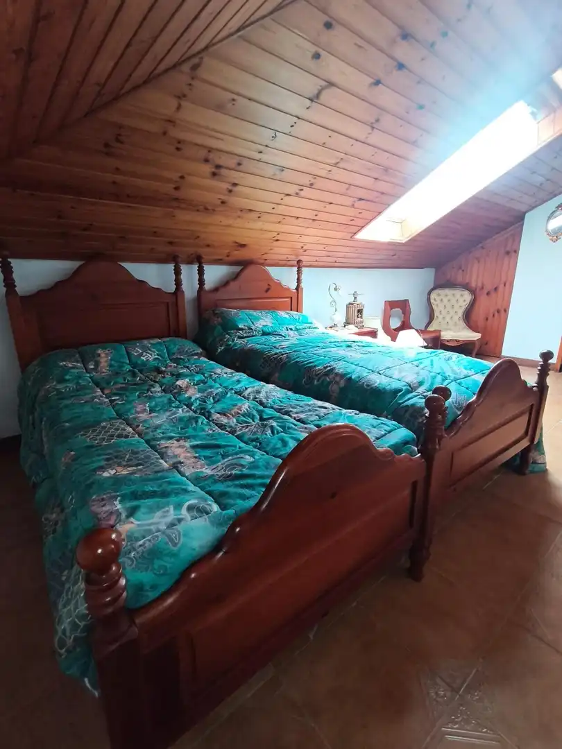 Dormitori de Casa o xalet en venda en Miengo amb Calefacció, Terrassa i Moblat