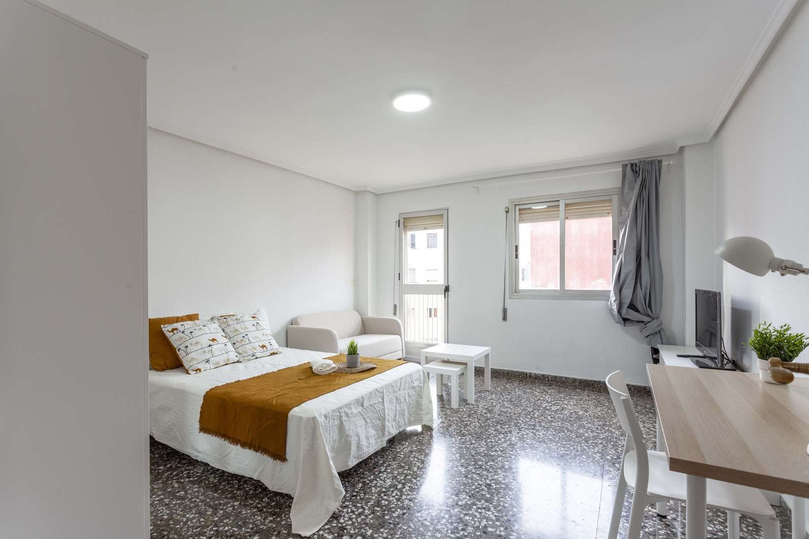 Flat to share in L'Hort de Senabre