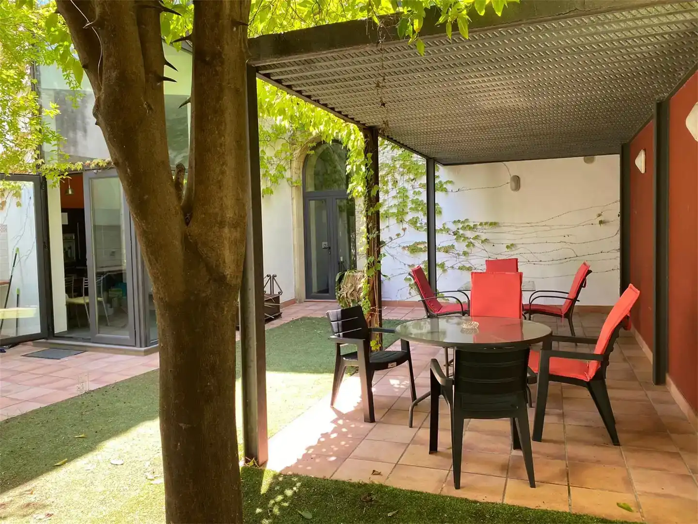 Terrassa de Casa adosada en venda en El Puerto de Santa María amb Aire condicionat, Jardí privat i Parquet