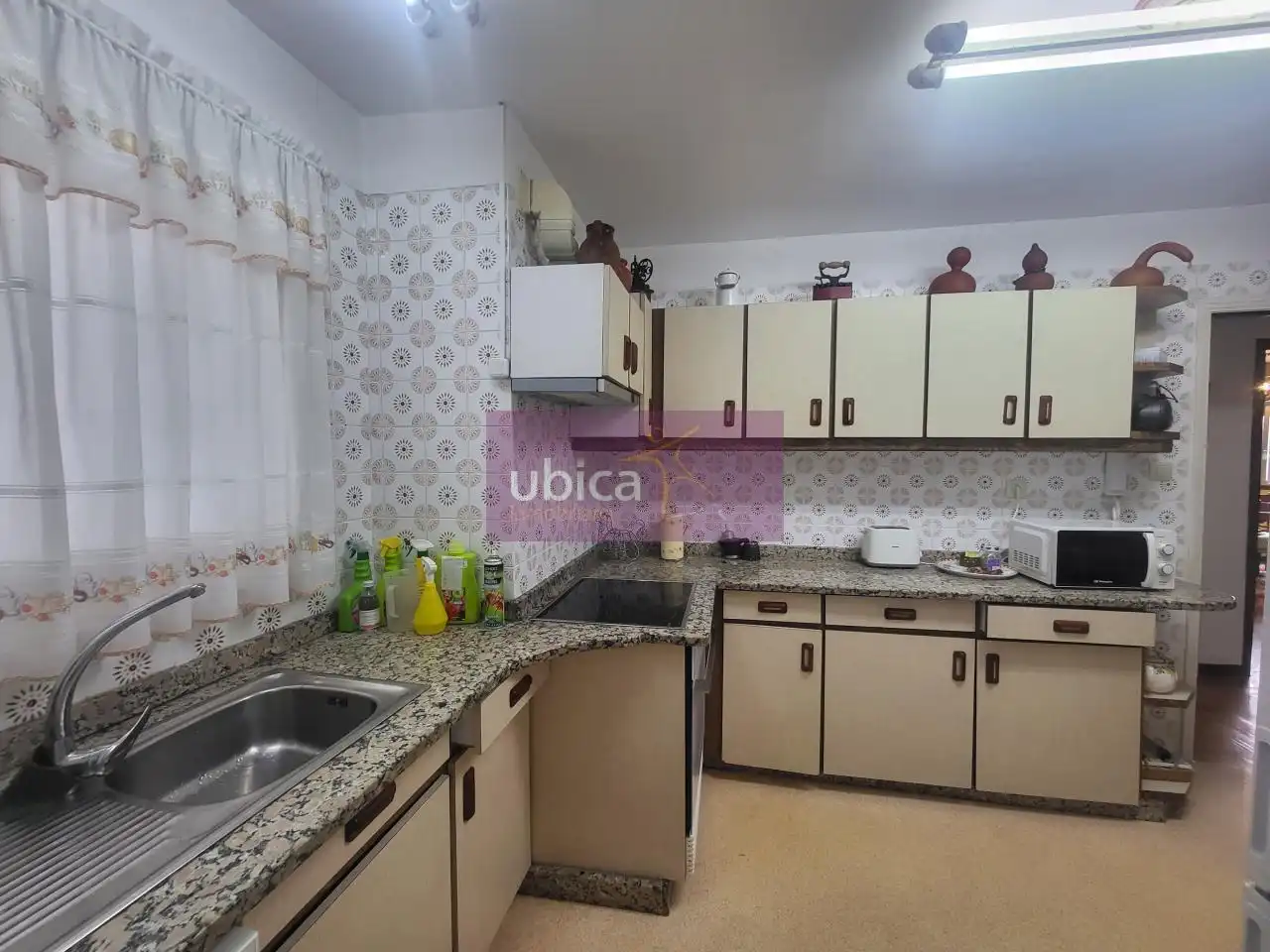 Kitchen of Flat for sale in Vigo   with Heating, Parquet flooring and Terrace