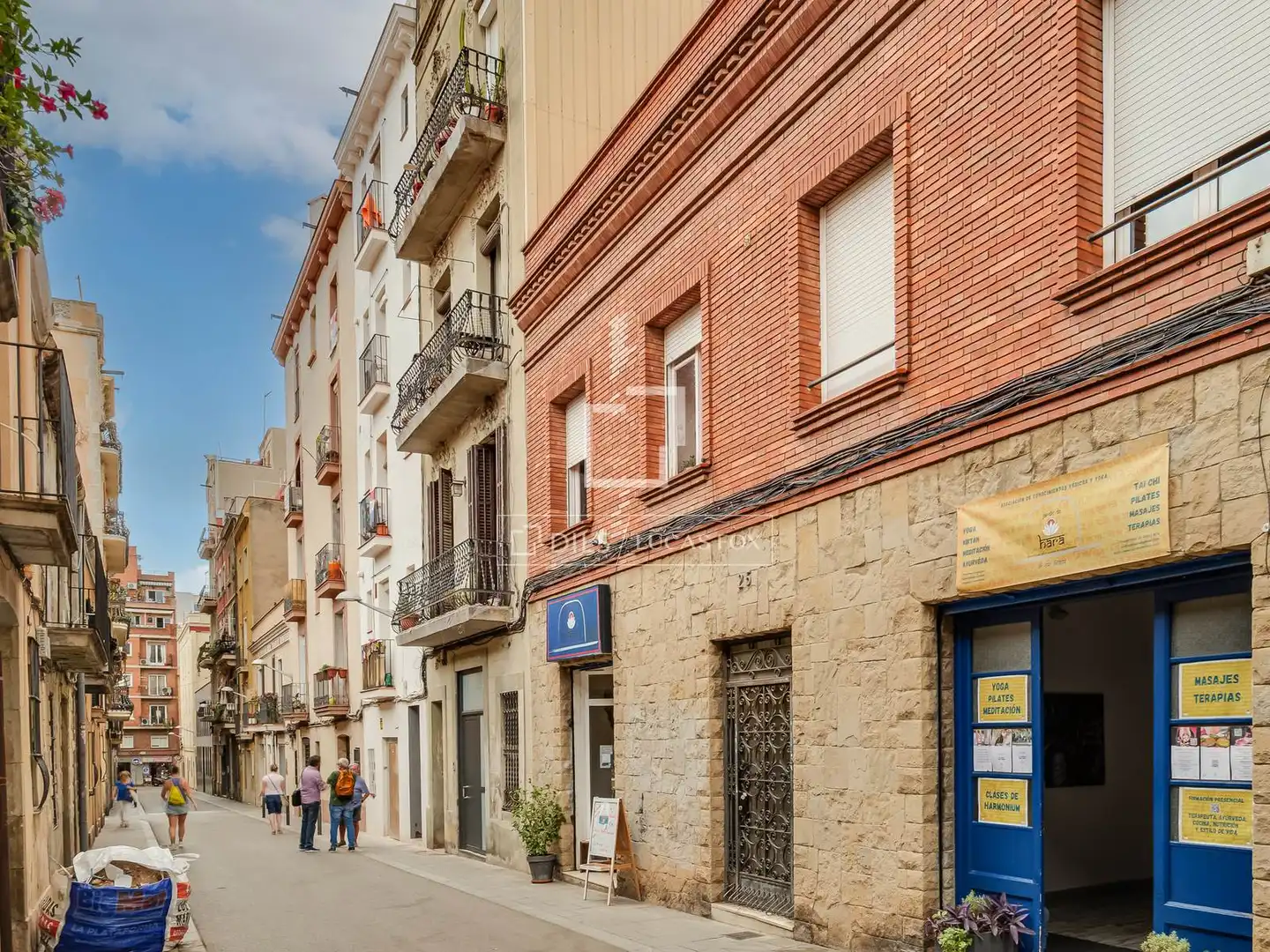 Außenansicht von Wohnung zum Verkauf in Barcelona mit Klimaanlage, Heizung und Parkett