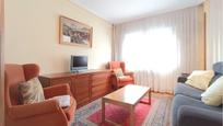 Living room of Flat for sale in Burgos Capital  with Heating, Parquet flooring and Terrace