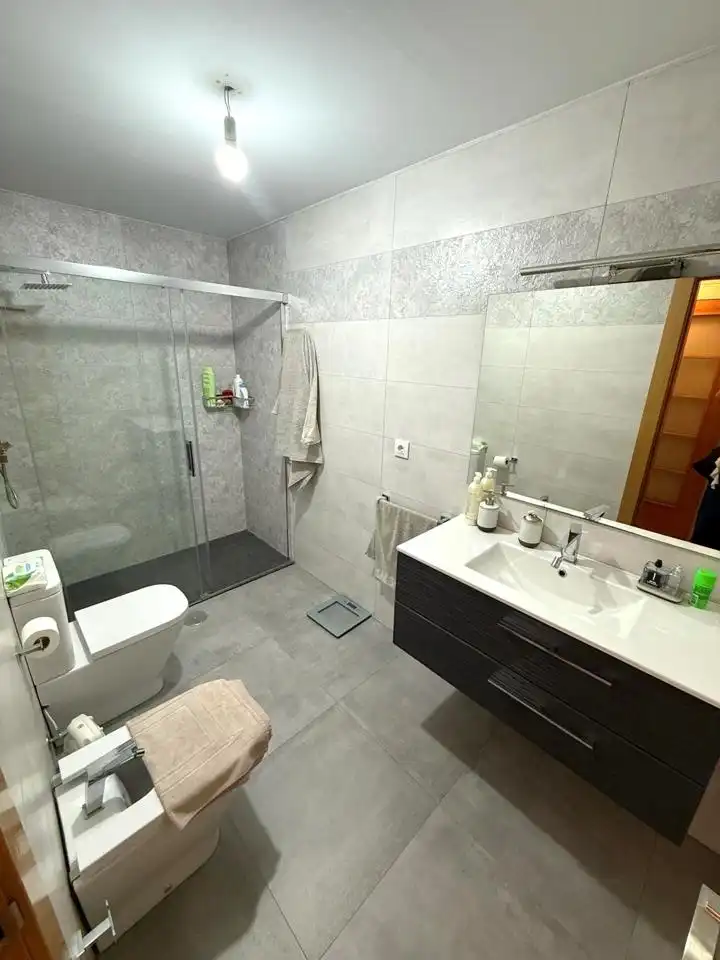 Baño de Piso en venta en Almendralejo con Aire acondicionado y Amueblado