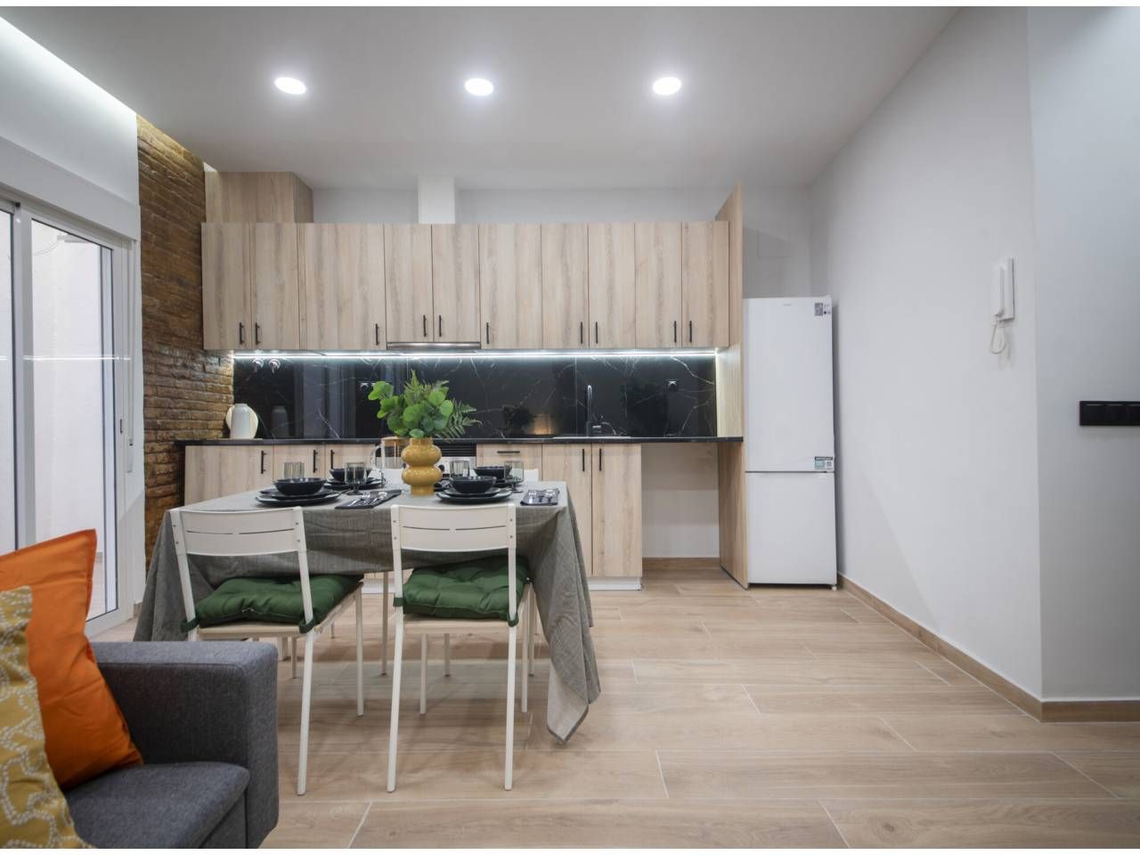 Kitchen of Flat for sale in  Barcelona Capital  with Air Conditioner, Terrace and Storage room
