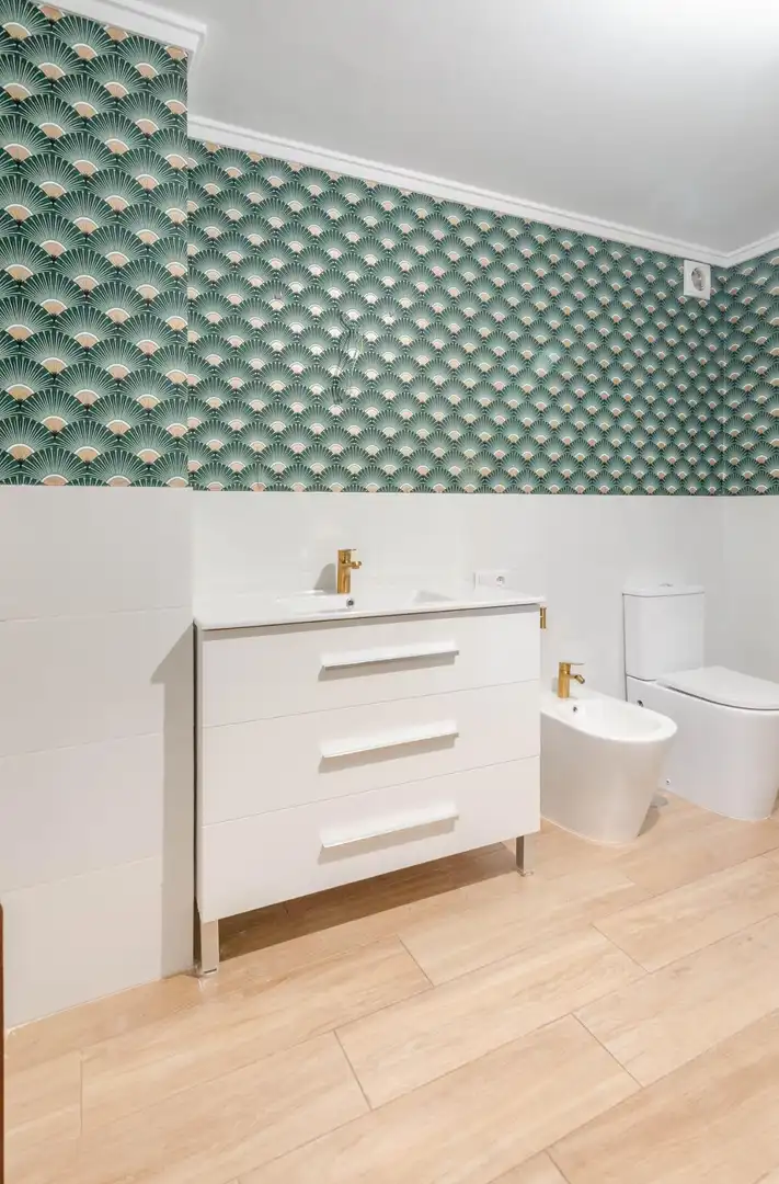 Badezimmer von Wohnungen zum Verkauf in Gijón  mit Heizung und Terrasse