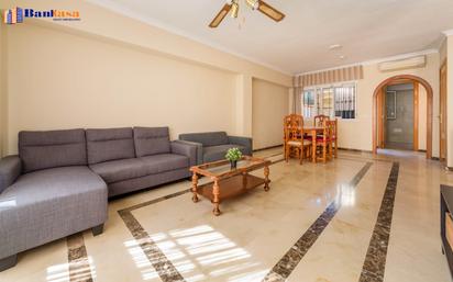 Living room of Single-family semi-detached for sale in Málaga Capital  with Air Conditioner and Terrace