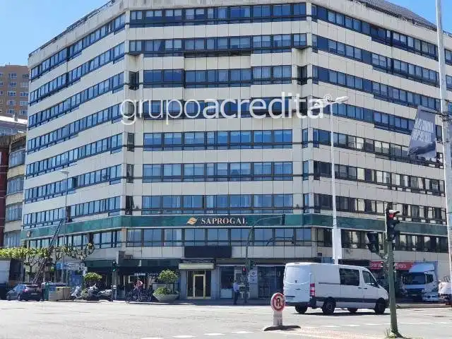 Vista exterior de Oficina de alquiler en A Coruña Capital  con Aire acondicionado
