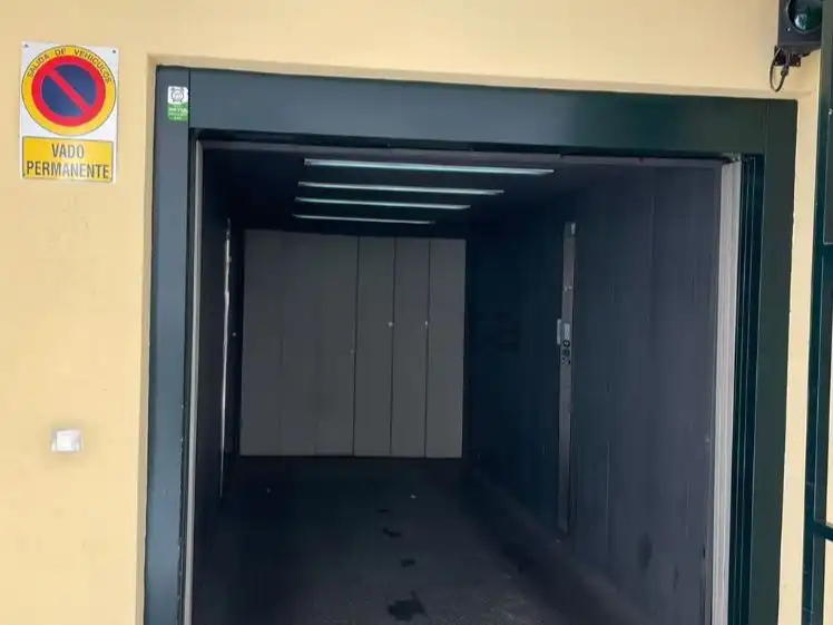 Garaje de alquiler en Sevilla