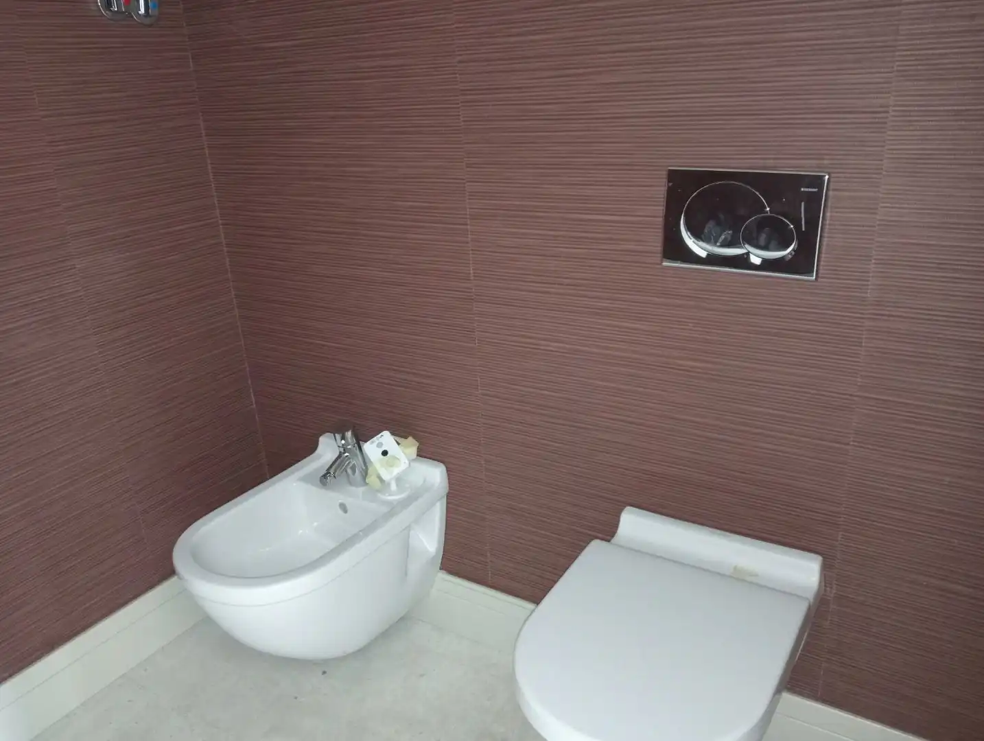 Bany de Oficina en venda en Burgos
