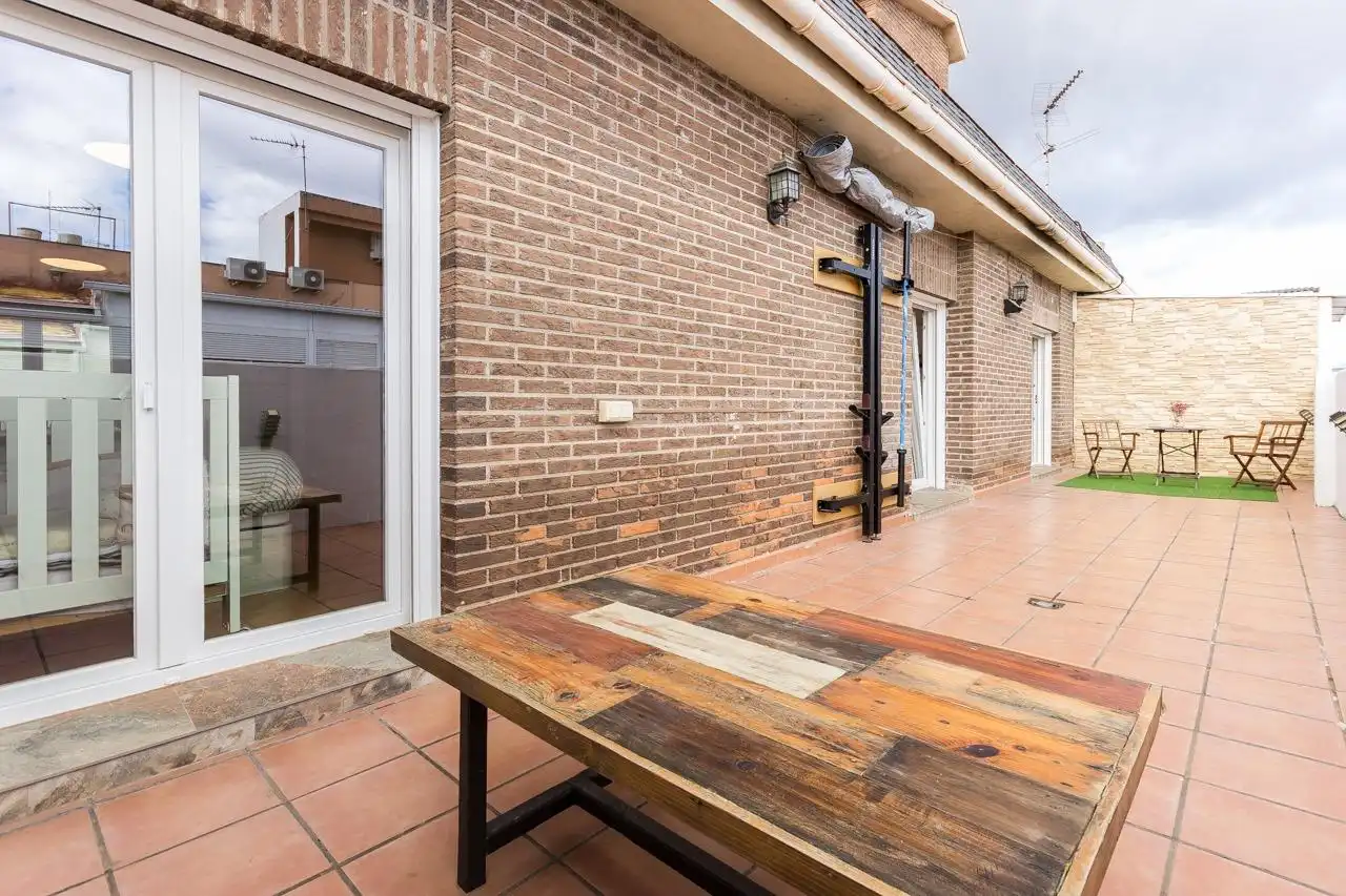 Terrasse von Dachboden zum Verkauf in Elda mit Klimaanlage, Parkett und Terrasse