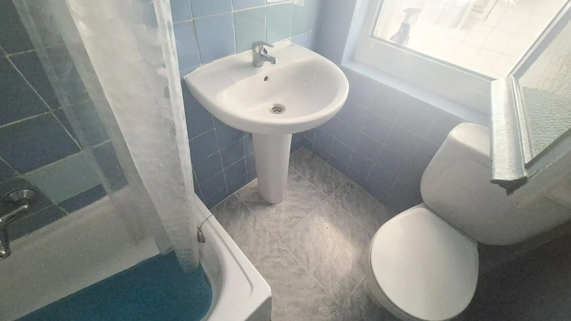 Bathroom of Flat for sale in Salamanca  with Heating