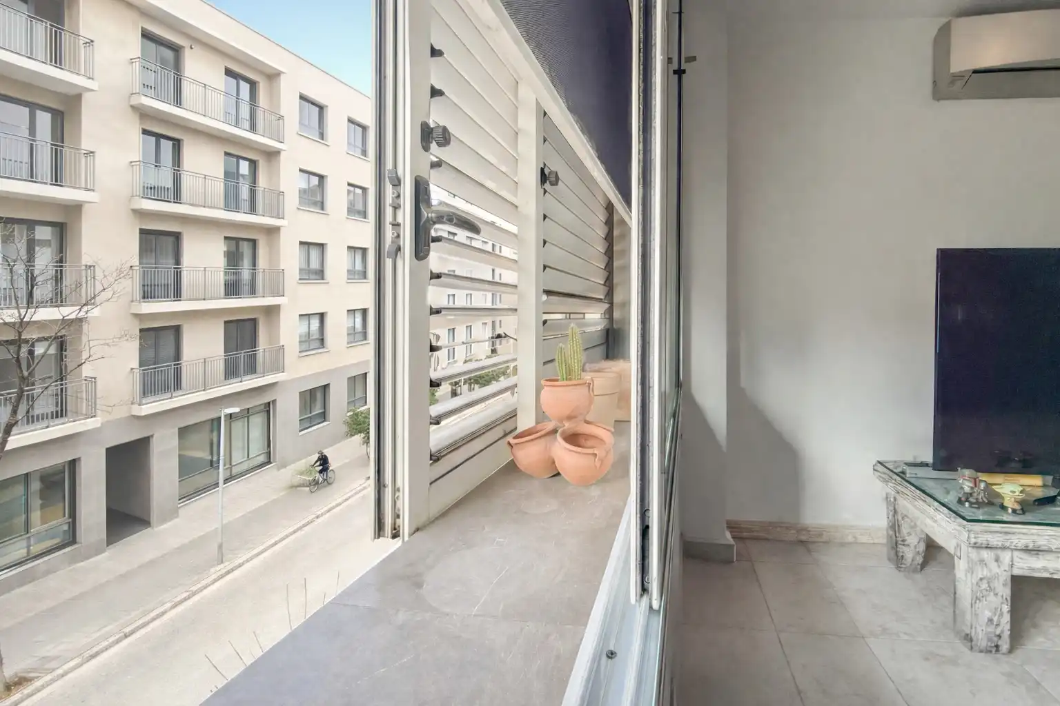 Balcony of Flat for sale in Centre