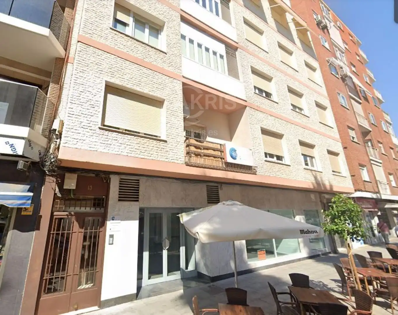 Individual for sale in Alfonso x El Sabio