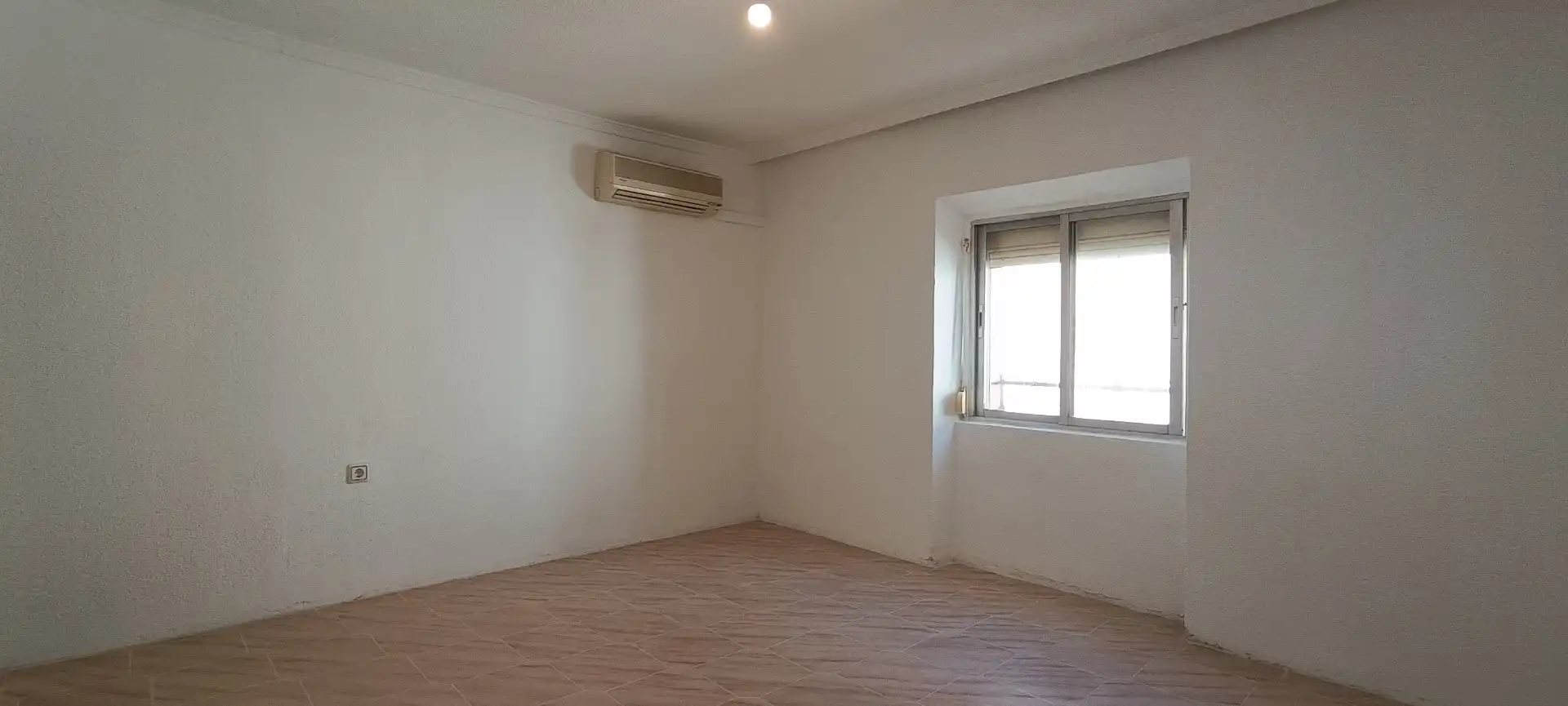 Schlafzimmer von Wohnung zum Verkauf in Arganda del Rey mit Heizung und Balkon