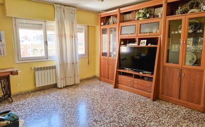 Living room of Flat for sale in  Zaragoza Capital  with Heating