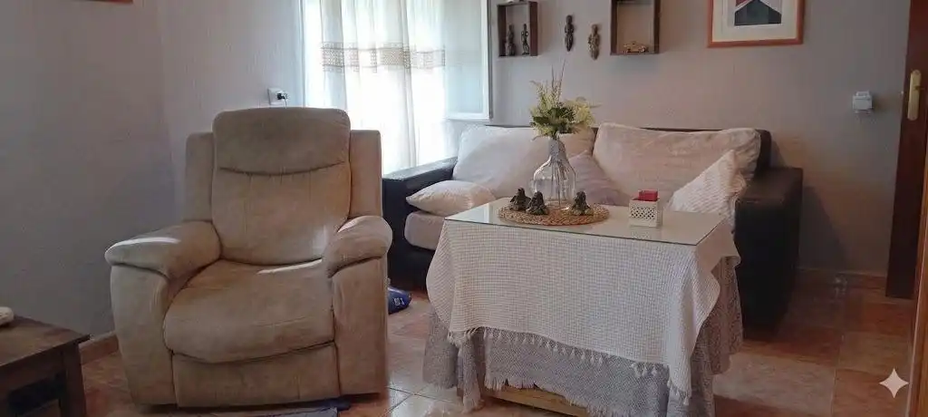 Sala de estar de Piso en venta en Algeciras con Balcón