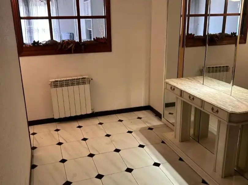 Bany de Pis en venda en Terrassa amb Terrassa i Balcó