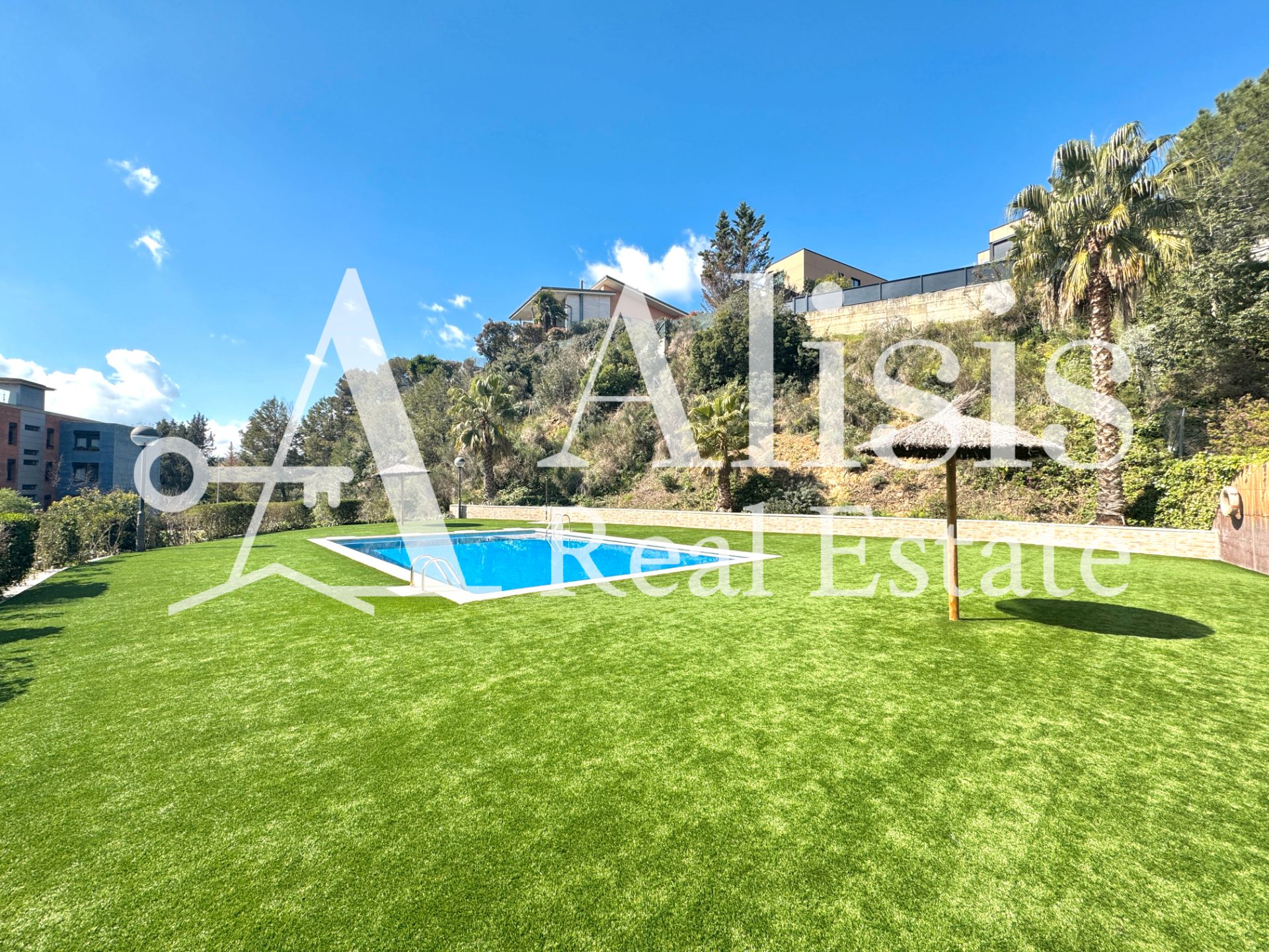 Garden of Planta baja for sale in Molins de Rei  with Air Conditioner, Heating and Terrace