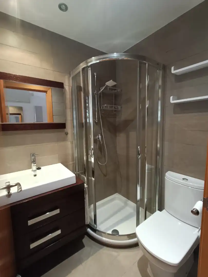 Bathroom of Flat for sale in Lleida  with Air Conditioner, Heating and Parquet flooring