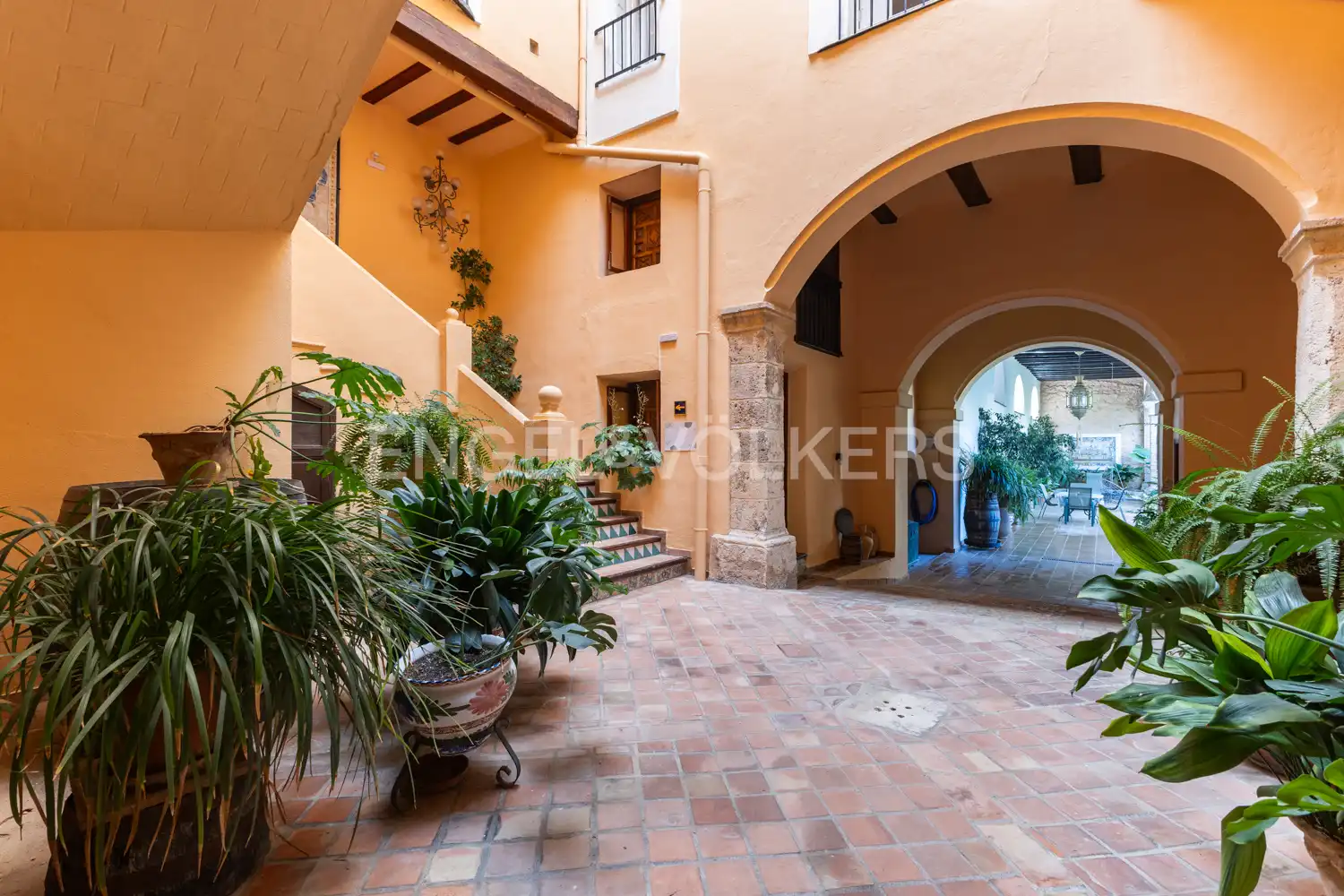 Casa con terraza en venta en Canónigo Cebrián, imagen 6