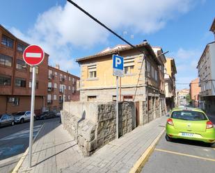 Exterior view of House or chalet for sale in Ávila Capital  with Heating, Private garden and Terrace