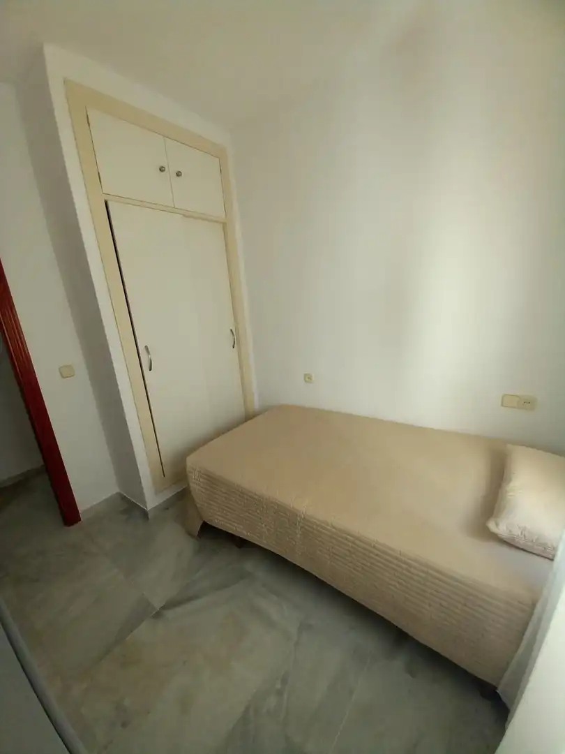 Flat for rent in Calle Victoria, La Victoria