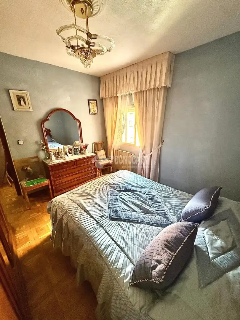 Schlafzimmer von Wohnung zum Verkauf in Madrid mit Klimaanlage, Heizung und Terrasse