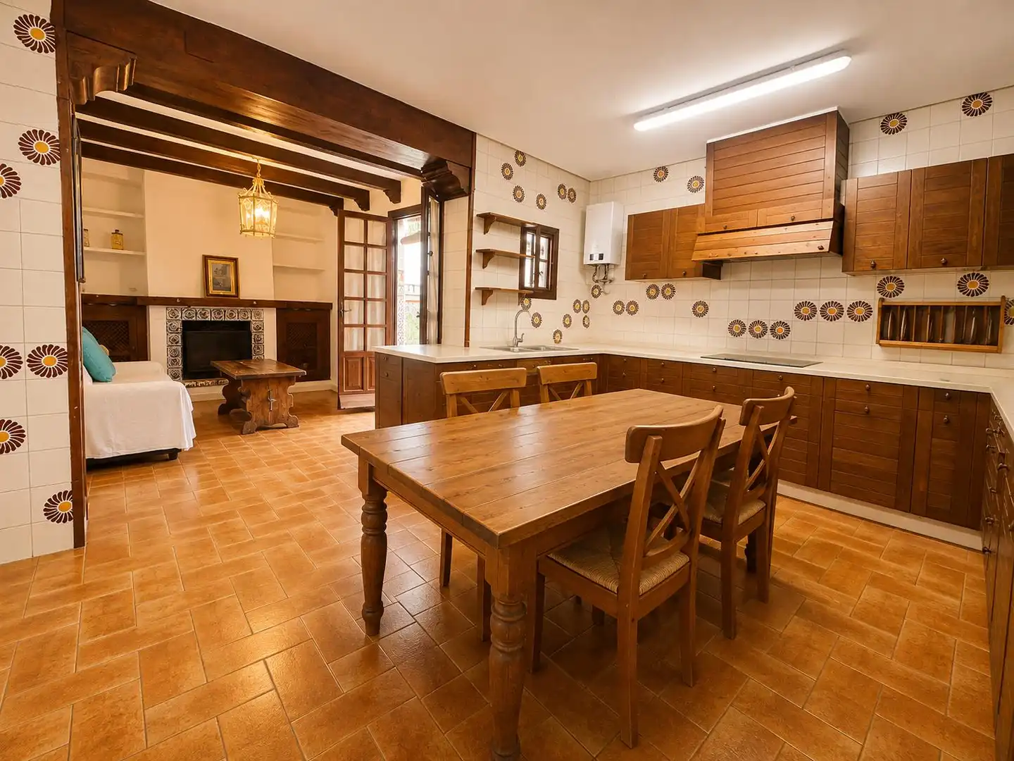 Cuina de Finca rústica en venda en Málaga amb Terrassa