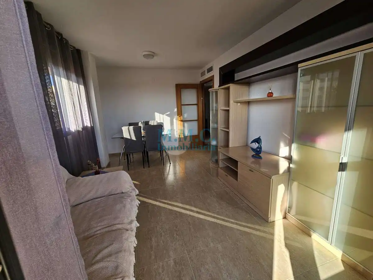 Sala de estar de Piso en venta en Roquetas de Mar con Aire acondicionado, Terraza y Amueblado