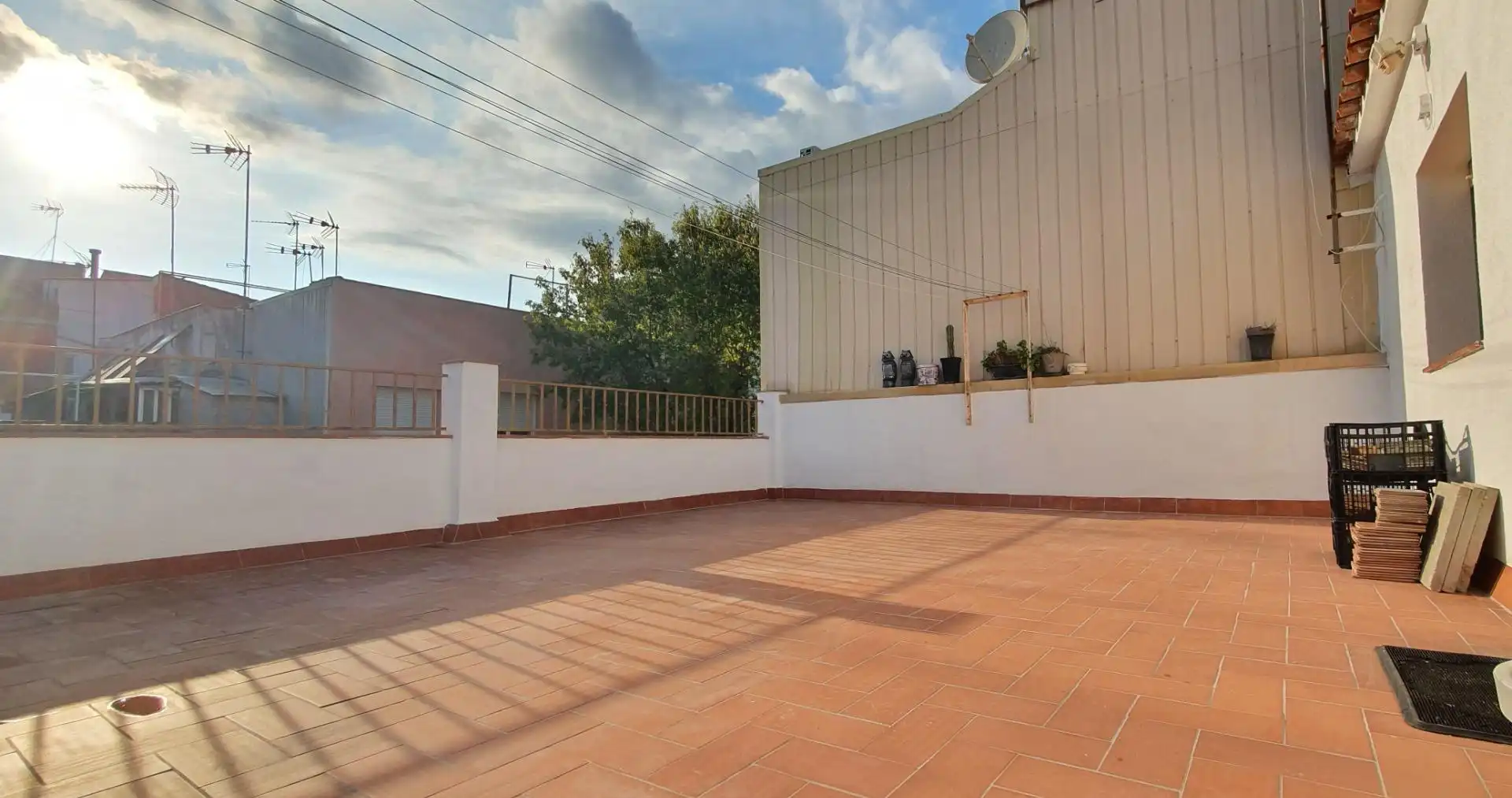 Terraza de Piso en venta en Barberà del Vallès con Terraza y Balcón